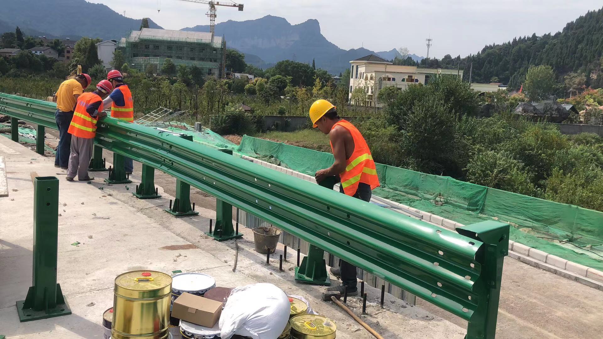 丁青县高速公路波形护栏热镀锌波形护栏 - 推荐